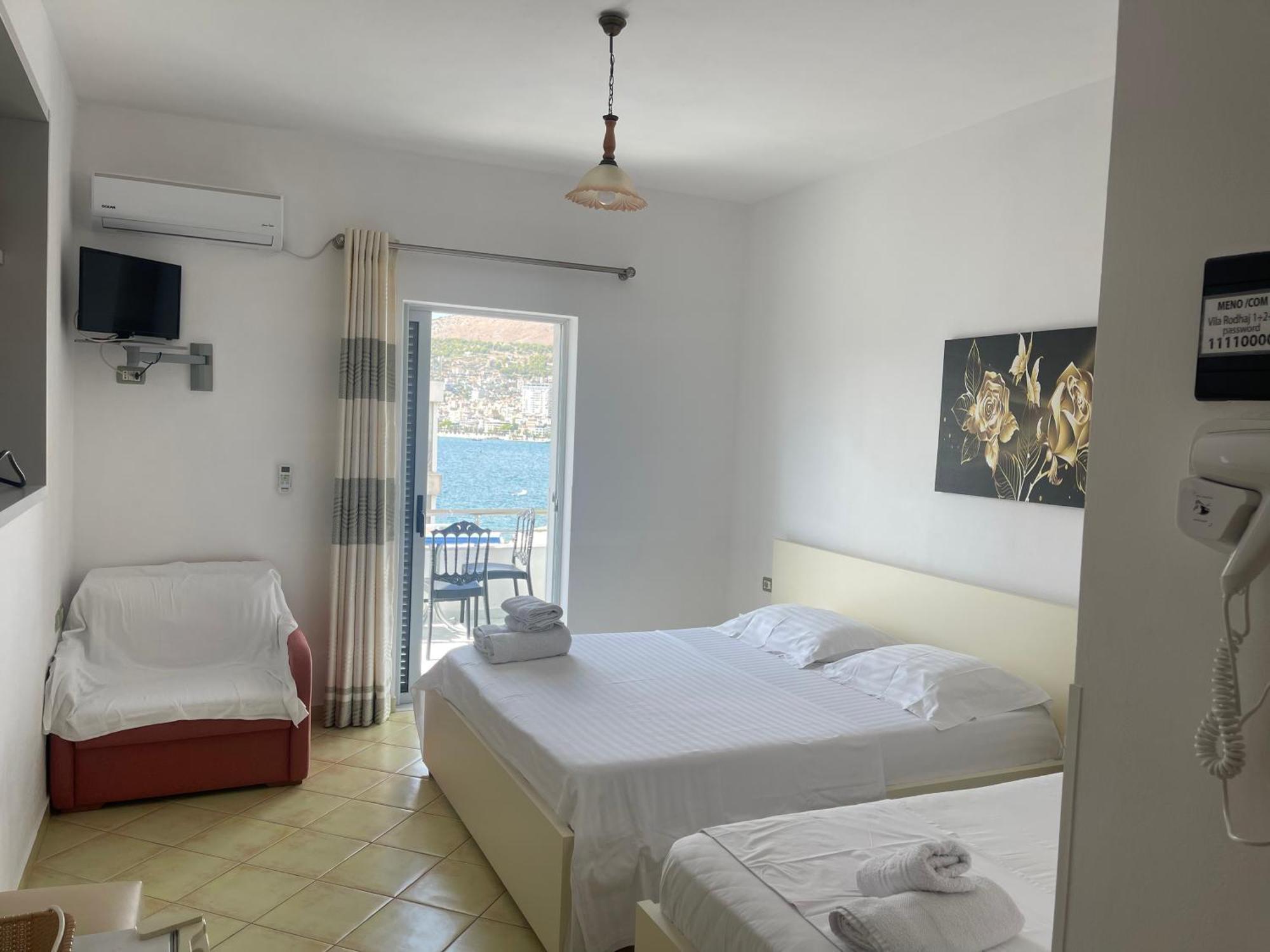 Villa Rrodhaj Sarandë 外观 照片